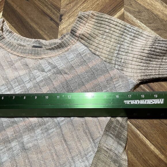 Free People Sweater Wool Blend Pink Coral Beige Stripes Woman’s Medium - Picture 4 of 7